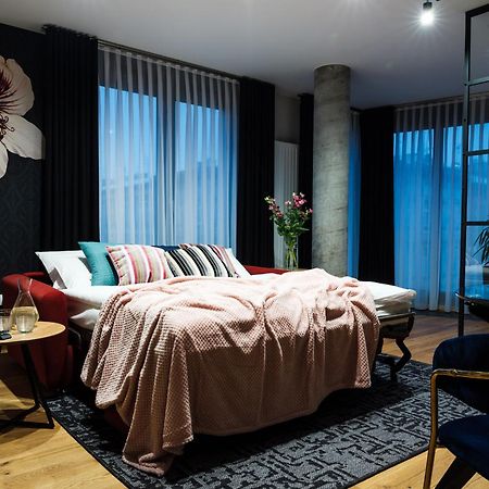 Aparthotel Inspire Miodova Residence Krakow Room photo