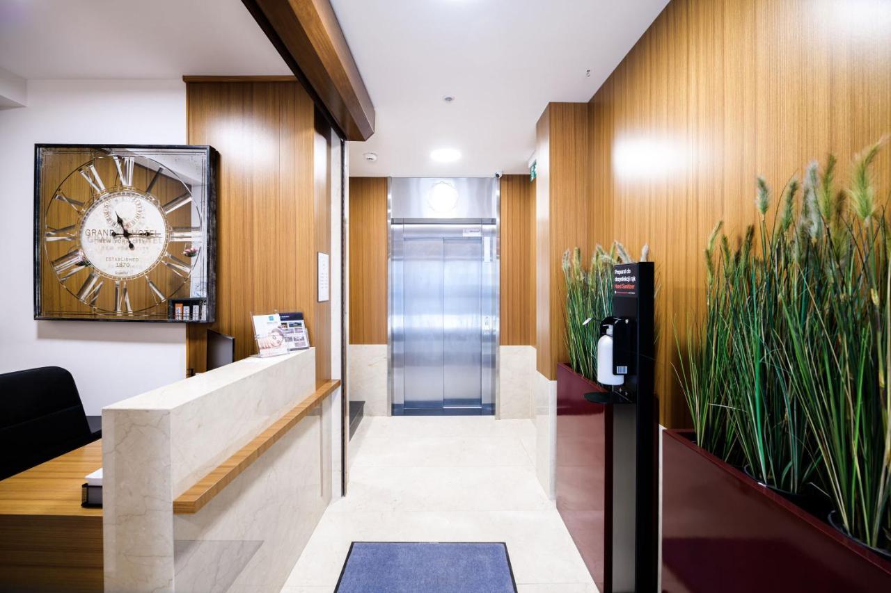 Aparthotel Inspire Miodova Residence Krakow Exterior photo